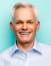 Dr. Stefan  Irion